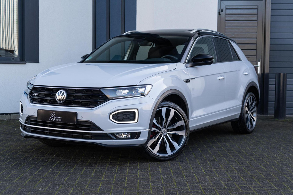 Volkswagen T-Roc 1.5 TSI R-Line PANO / TREKHAAK / CAMERA 50133634-0.jpg | Bijnen auto's
