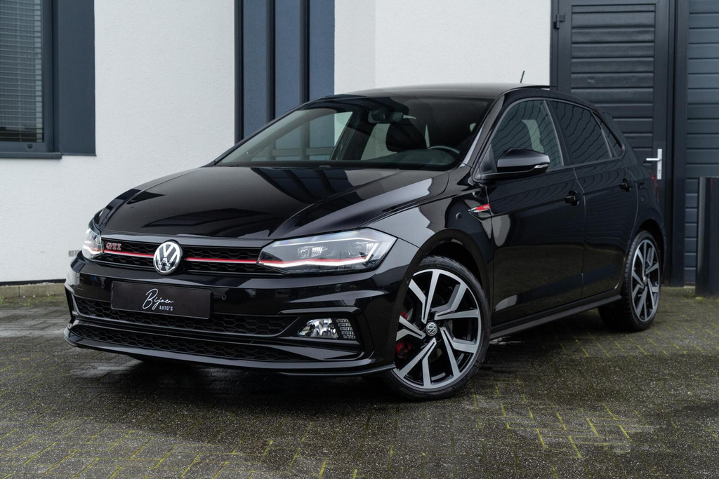 Volkswagen Polo 2.0 TSI GTI PANO / BEATS / CAMERA / FULL OPTION 52090589-0.jpg | Bijnen auto's