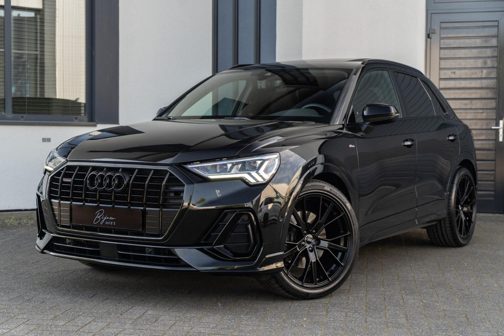 Audi Q3 45 TFSI Quattro S Line PANO / RS LOOK / Bang & Olufsen 53147663-0.jpg | Bijnen auto's
