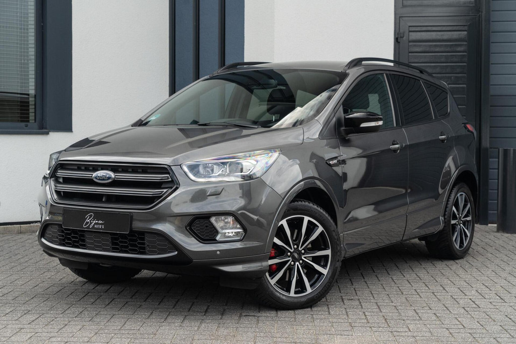 Ford Kuga 1.5 150PK ST Line TREKHAAK / CAMERA / DESIGN PACK 54319863-0.jpg | Bijnen auto's